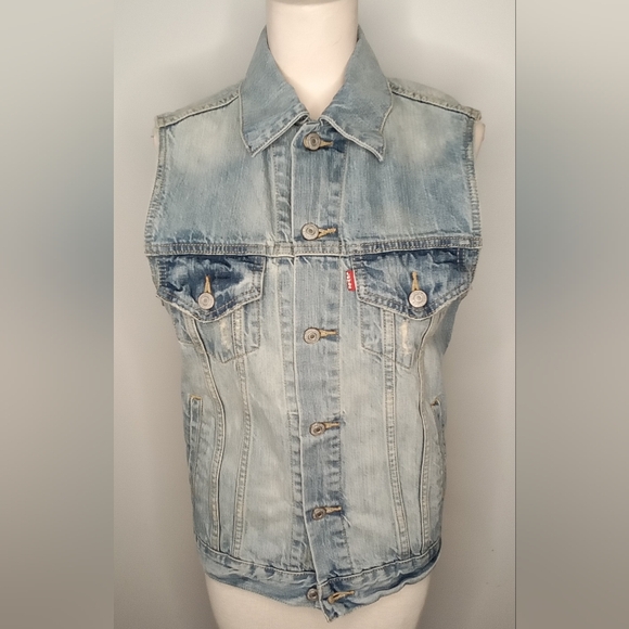 Levi's Jean Jacket Vest - Picture 2 of 9